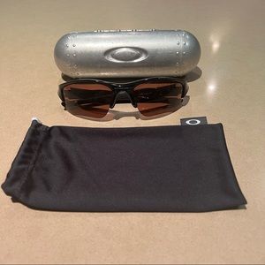 Authentic Oakley Flak Sunglasses w/ Red Lenses and Metal Oakley Case